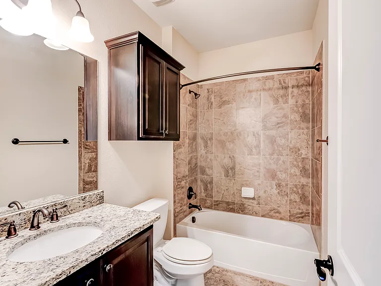 16009 Jeffs Ln — Photo 28