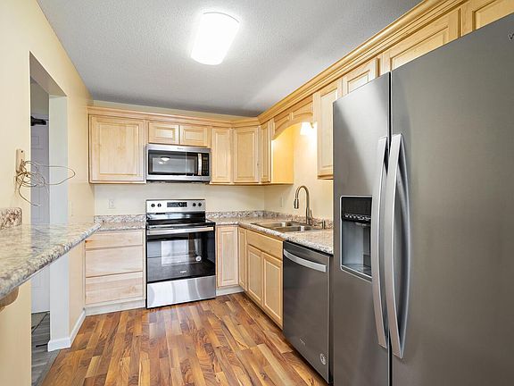 4th image of 4300 Trenton Ln N APT 303