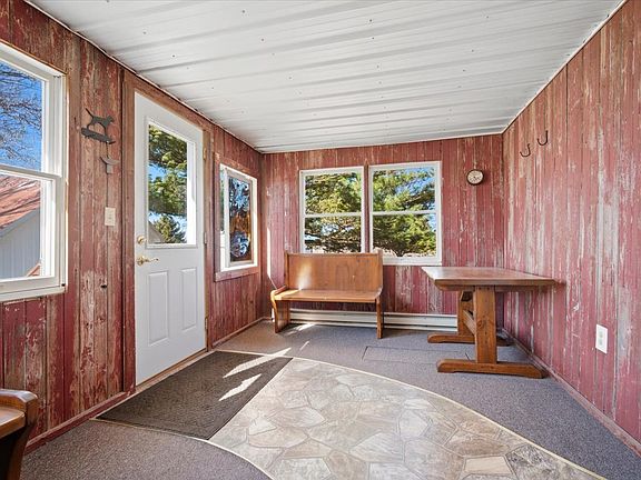 4th image of 2411 Goldberg Rd