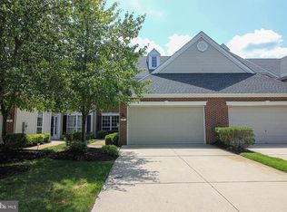 3 Grand Banks Cir, Marlton, NJ 08053