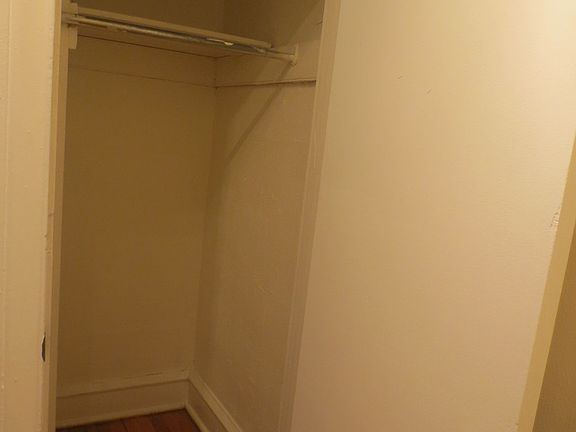 3rd image of 4748 Pine St APT 107