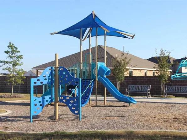 12806 White Cove Dr, La Marque, TX 77568