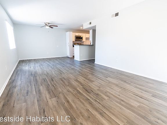 3rd image of 4432 Coldwater Canyon Ave APT 302
