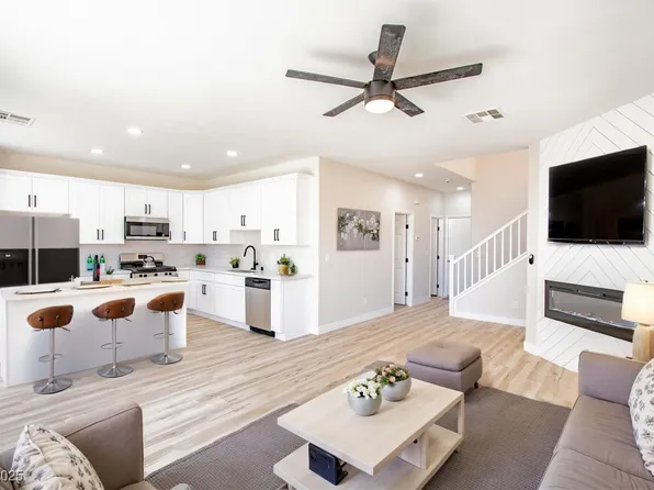 6387 Azurelyn Ave, Las Vegas, NV 89122