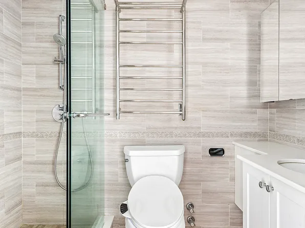 300 Rector Place image 6 of 8