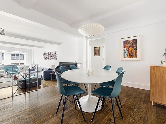 2nd image of 170 E 77th St APT 6D