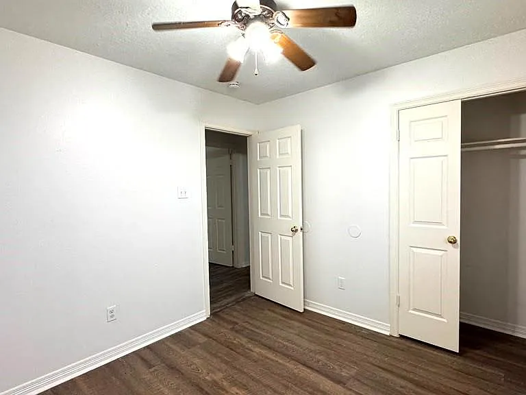 6422 Diamond Rock Dr — Photo 8