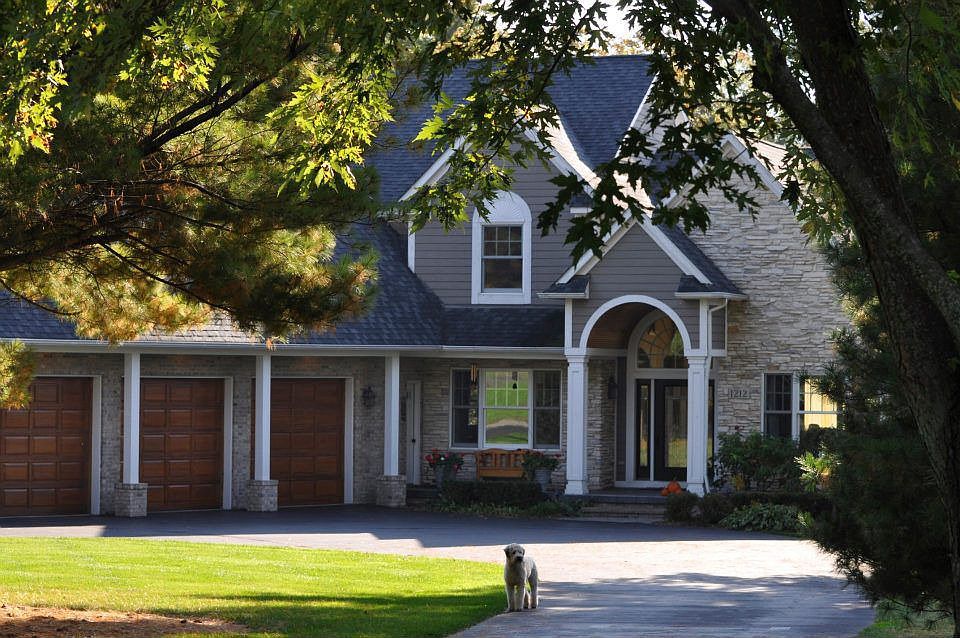 1st image of 1212 Long Lake Ct