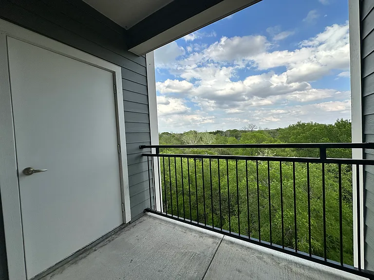 E William Cannon Dr — Photo 13