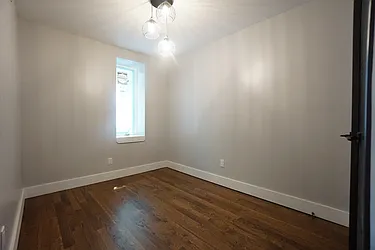 Rented by Rennit Inc.