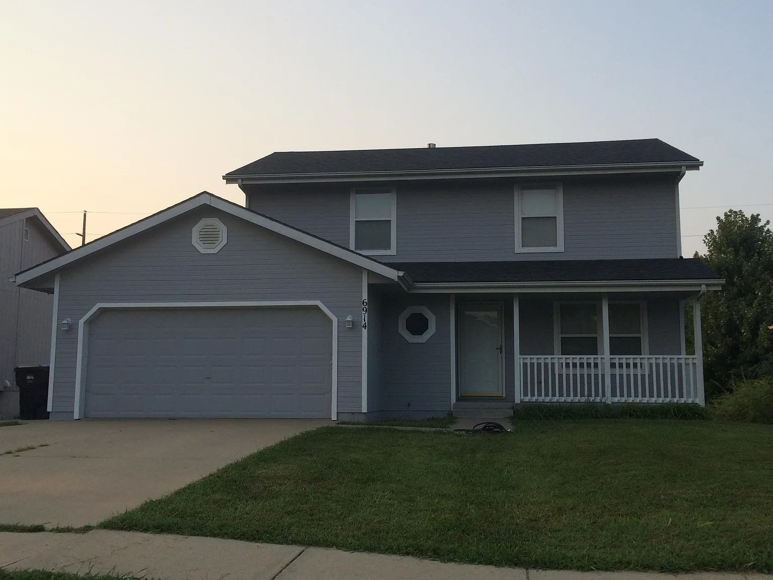 4 bed, 3.5 bath, 2194 sqft, $2,150 — Photo 1