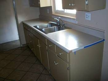 4th image of 32167 Amelia Ave
