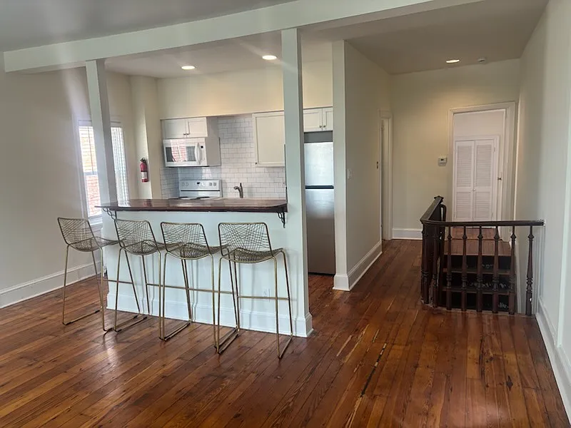 2 bed, 800 sqft, $1,650 — Photo 3