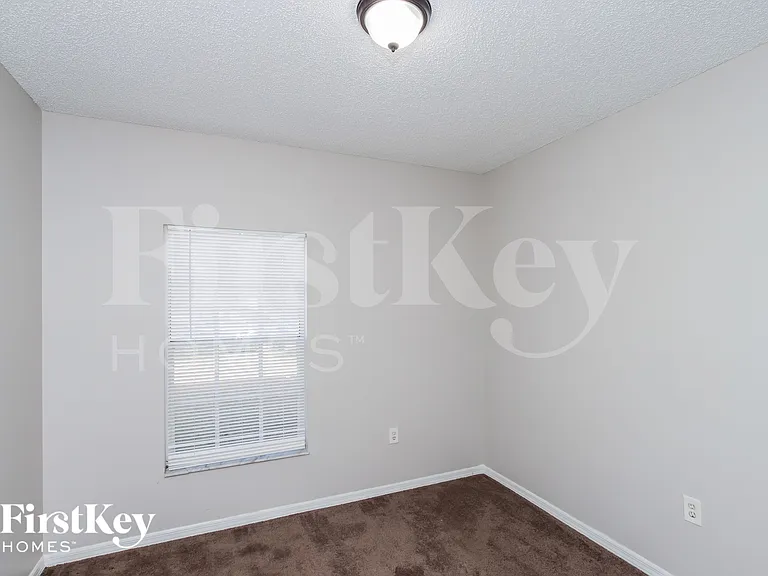 113 Marsh St — Photo 11