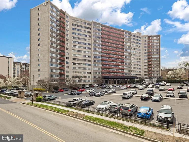 5340 Holmes Run Pkwy #1016 — Photo 3