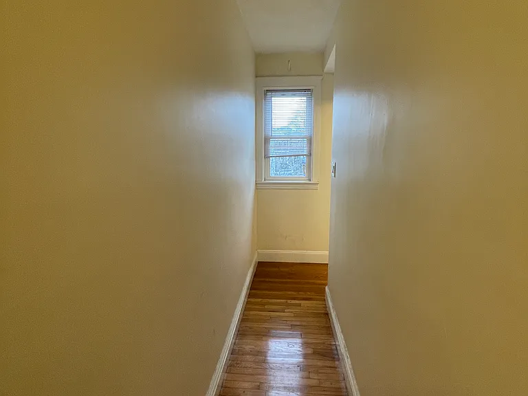 69 Fairbanks St #2 — Photo 10
