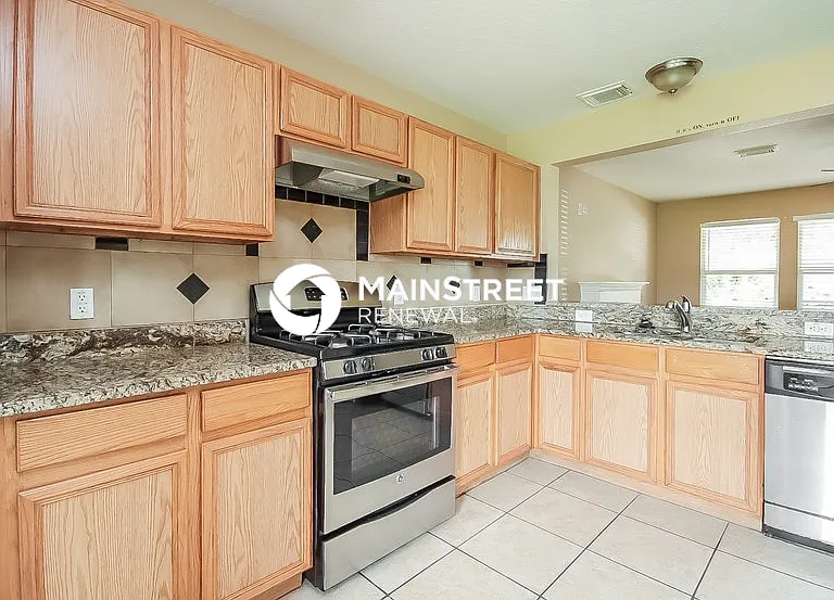 3234 Dartmouth Field Ln — Photo 8