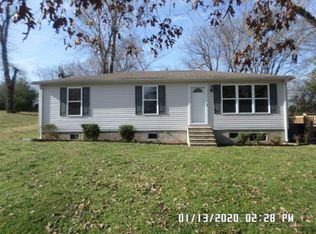 111 Stewart St, Lawrenceburg, TN 38464