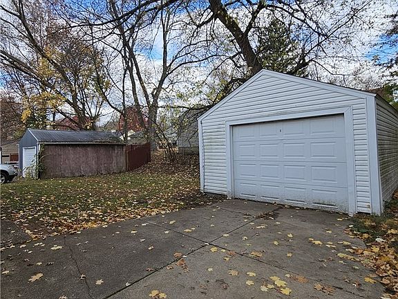 4th image of 873 Kickapoo Ave