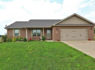 130 Starlight Rdg, Cape Girardeau, MO 63701