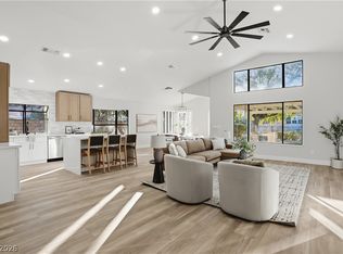 5401 Painted Sunrise Dr, Las Vegas, NV 89149