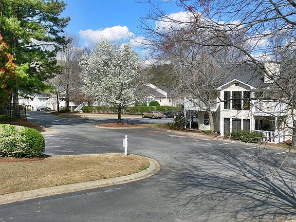 2nd image of 1806 Augusta Dr SE