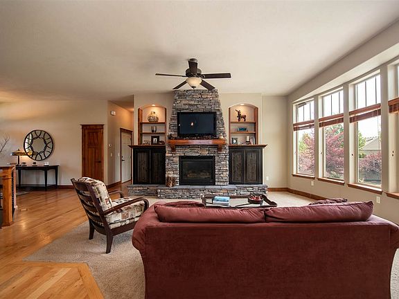 3rd image of 3713 W Little Rock St