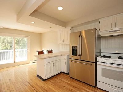 2030 Kings Hwy, Fairfield, CT, 06824