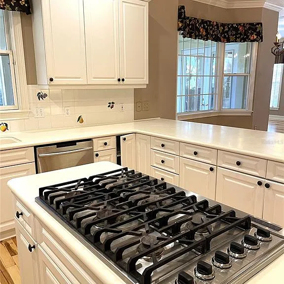 6604 Crescent Lake Dr — Photo 19