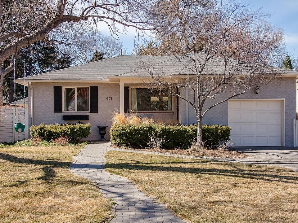 1st image of 631 Dahlia St