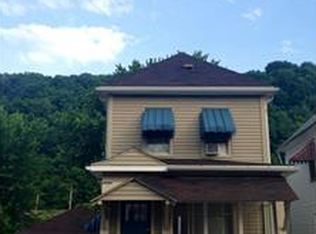 347 Commerce St, Wellsville, OH 43968