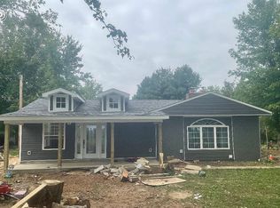 3288 S Pleasant Ridge Rd, Scottsburg, IN 47170