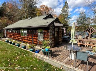145 East Dr, Thompson, PA 18465