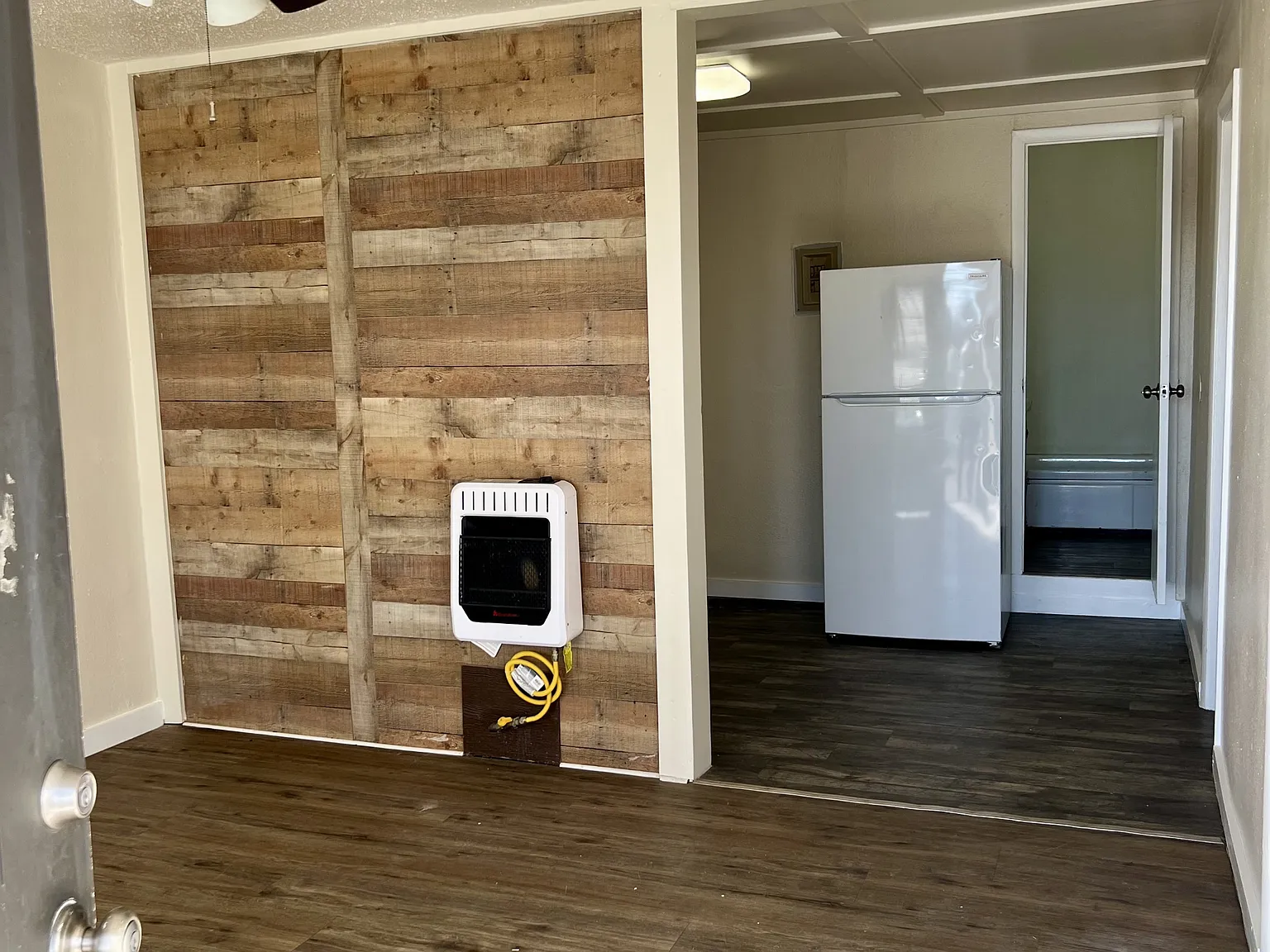 2 bed, $850 — Photo 4