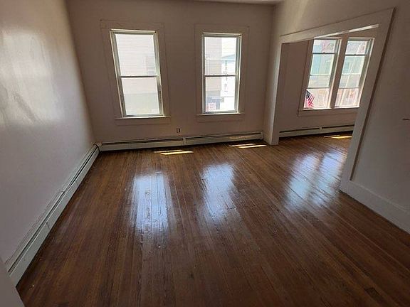 4th image of 26 Main St #2