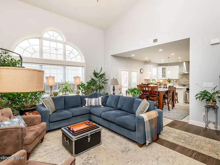 699 Urton Woods Way — Photo 9