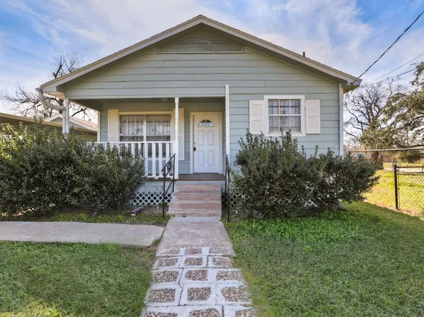 4704 Stonewall St, Houston, TX 77020