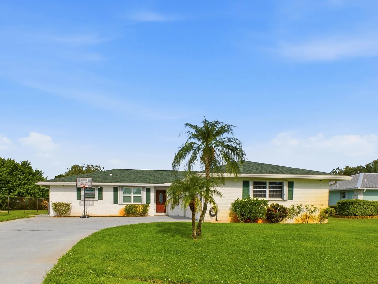 3 bed, 2.5 bath, 1664 sqft, $3,000 — Photo 3