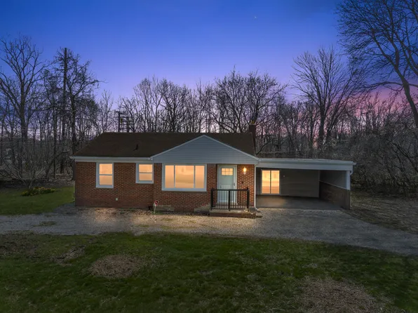 24297 Hickory Dr, Grosse Ile, MI 48138