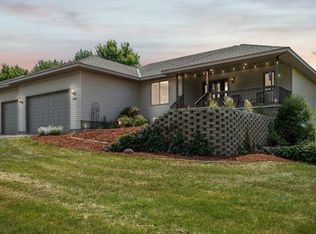 745 6th St NW, Richmond, MN 56368