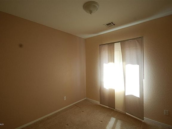 4th image of 2520 W Burgess Ln