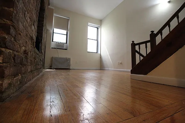 Rented by Luxor Homes & Investment Realty | media 11