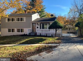 1233 Gladstone Dr, Rockville, MD 20851