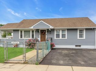 215 Elm St, Lakehurst, NJ 08733