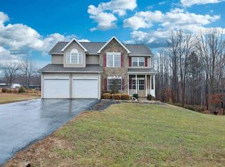 27 Potter Dr, Penhook, VA 24137