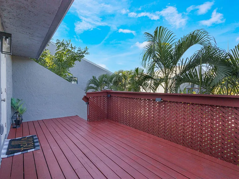7 Crossings Cir — Photo 35