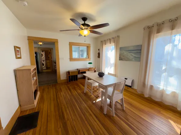 97 School Street, St. Johnsbury, VT 05819