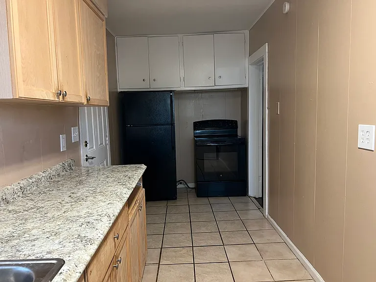 407 Engman St #1 — Photo 22