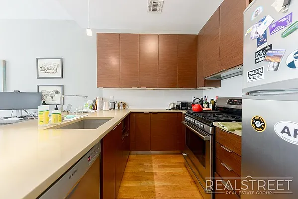 Rented by The Syper Group | media 1