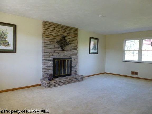 4th image of 222 Westwood Ave